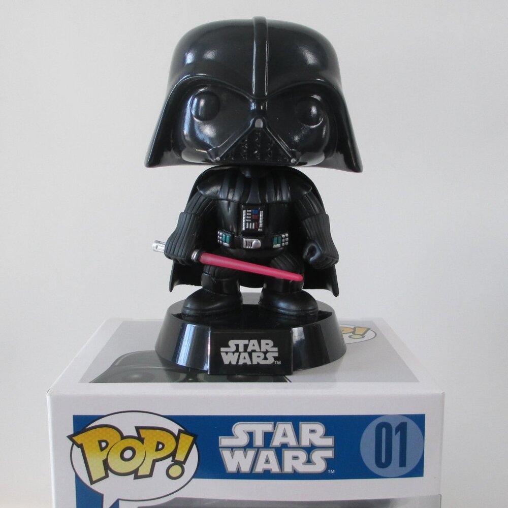 MEGABUNDLE OF 11 FUNKO POP!  STAR WARS BOBBLE-HEADS